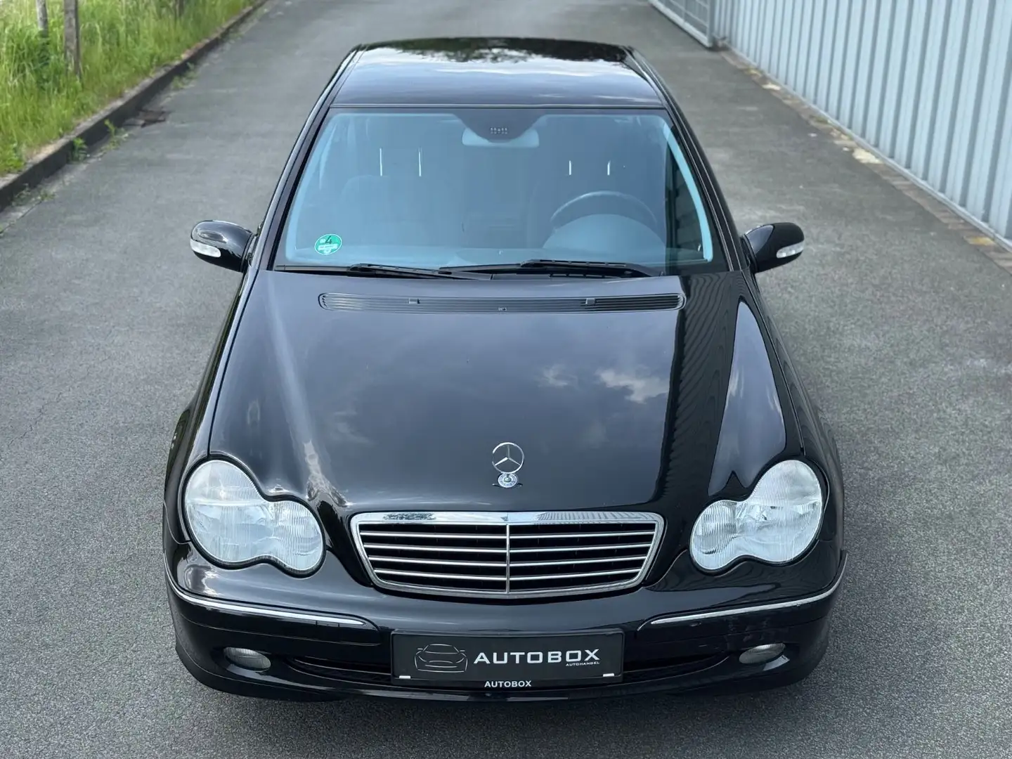 Mercedes-Benz C 180 *AVANGARDE*KLIMA*SHZ*AUT* Negru - 2