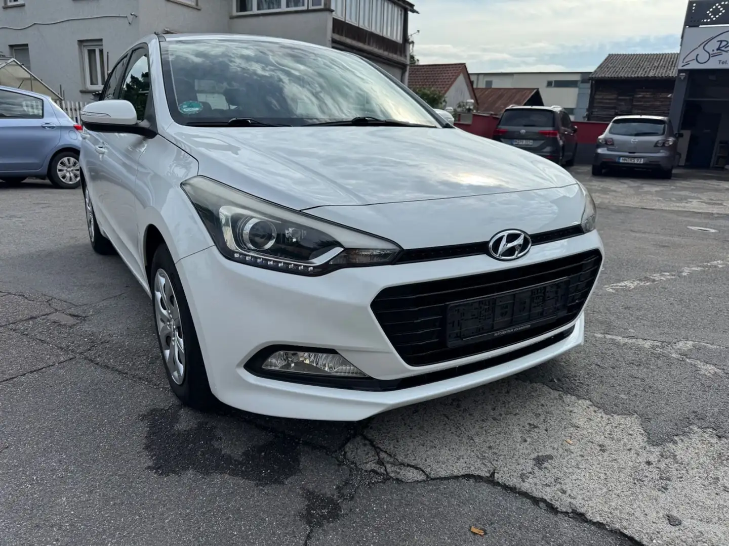 Hyundai i20 1.0 Select /Navi/R. Fahrkamera Klima Blanc - 1