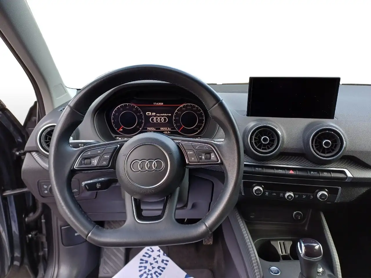 Audi Q2 40 2.0 tfsi quattro s-tronic 10