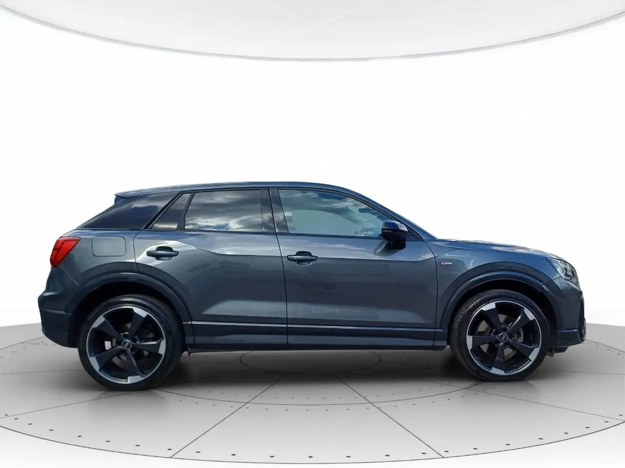 Audi Q2 40 2.0 tfsi quattro s-tronic 4