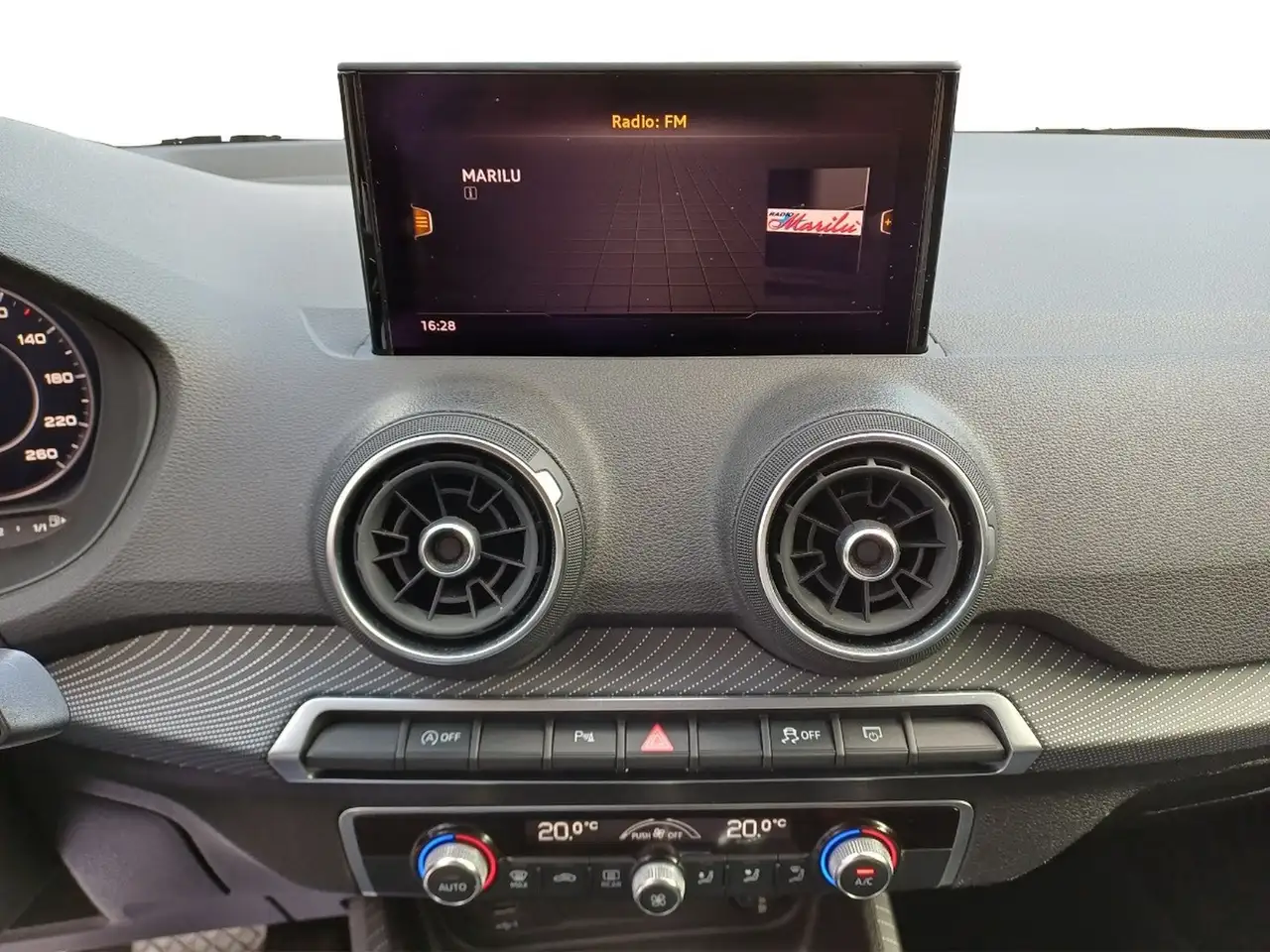 Audi Q2 40 2.0 tfsi quattro s-tronic 15