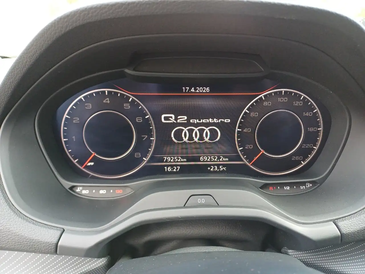 Audi Q2 40 2.0 tfsi quattro s-tronic 11