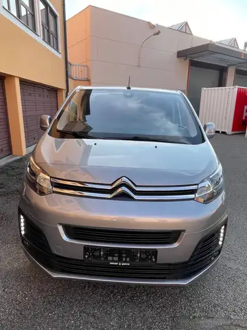 Citroen Spacetourer view 7