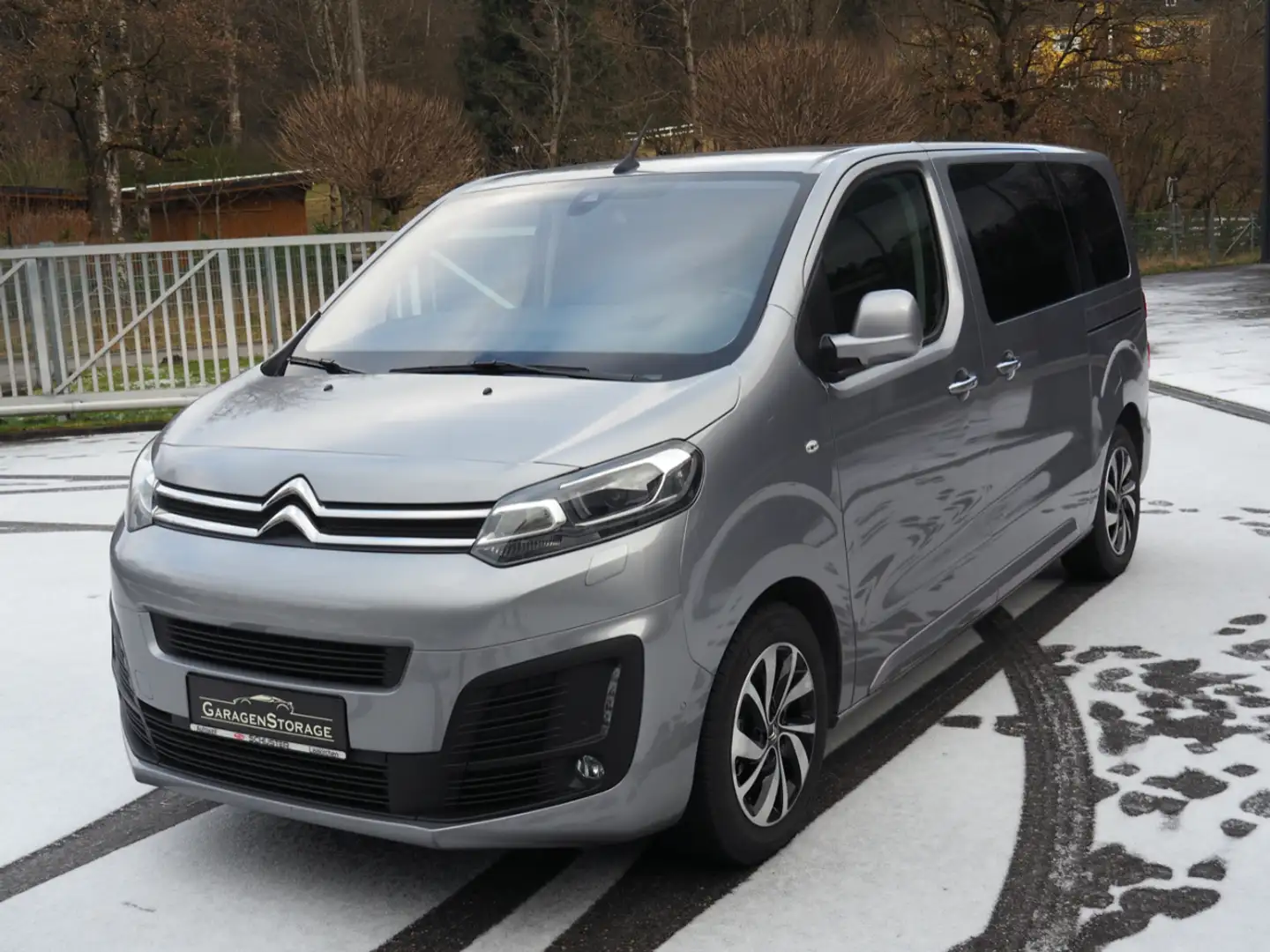 Citroen Spacetourer BlueHDI 180 S&S EAT8 M Business Lounge Grau - 2