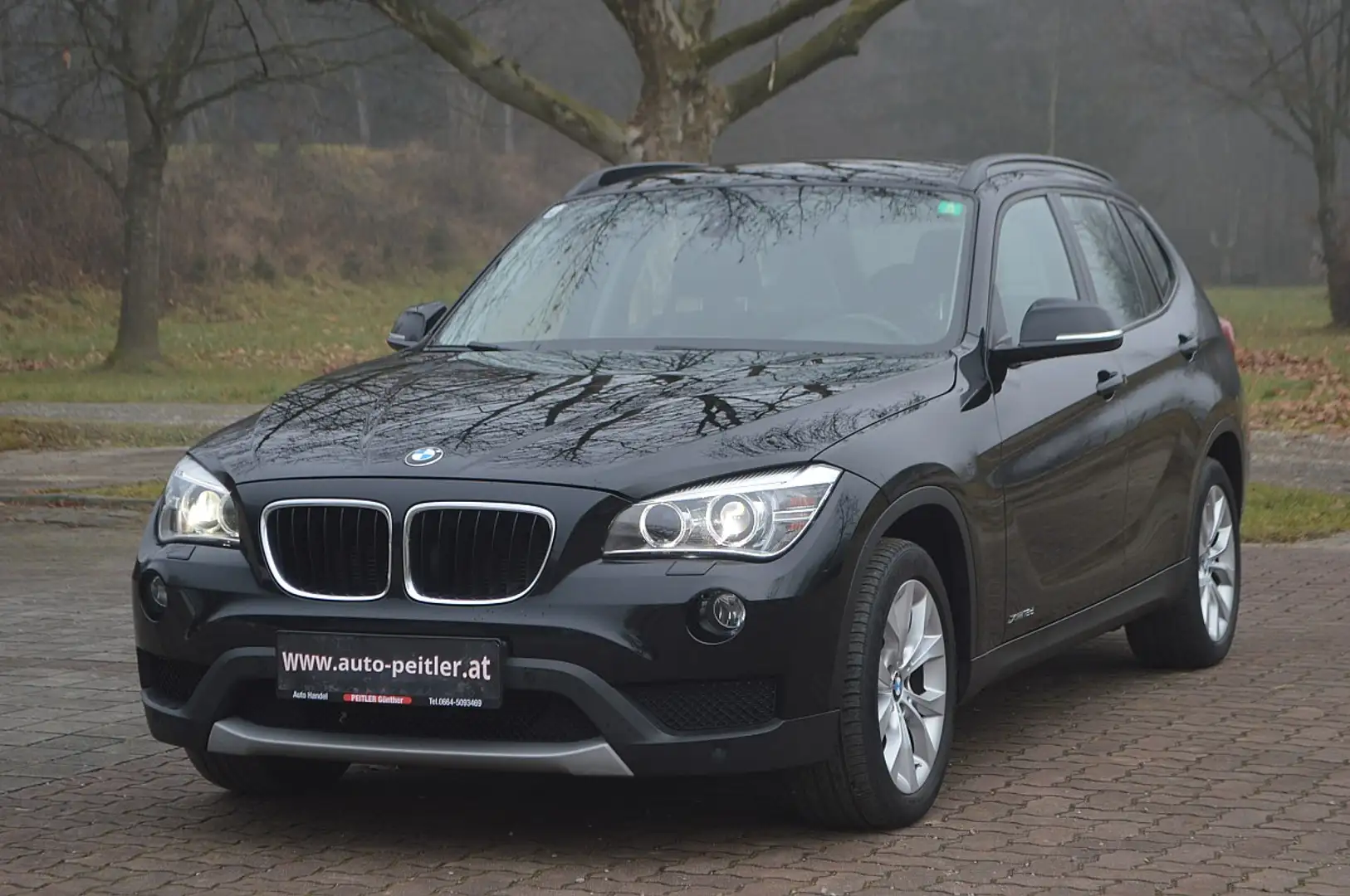 BMW X1 xDrive18d+XENON+AHK+SHZ+PDC+ Schwarz - 2