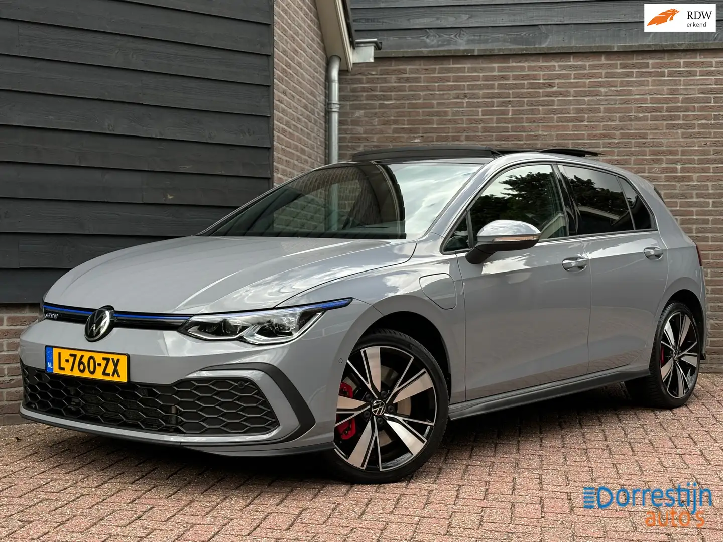 Volkswagen Golf GTE 1.4 eHybrid | 245pk | Head-up | Pano | BTW-auto | Gris - 1