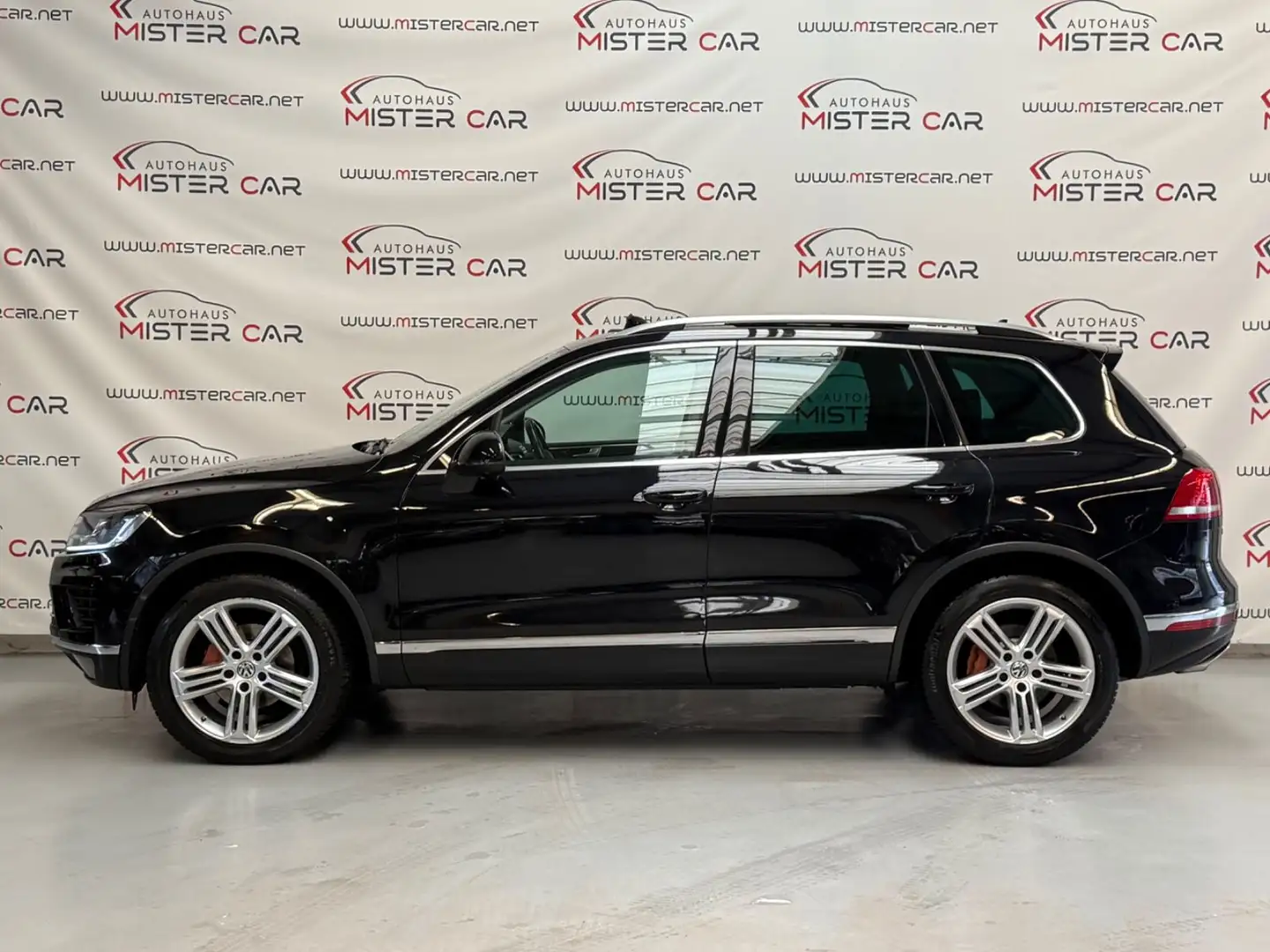 Volkswagen Touareg V6 TDI 4M R LINE ACC/PANO/AHK/SITZKLIMA Noir - 2