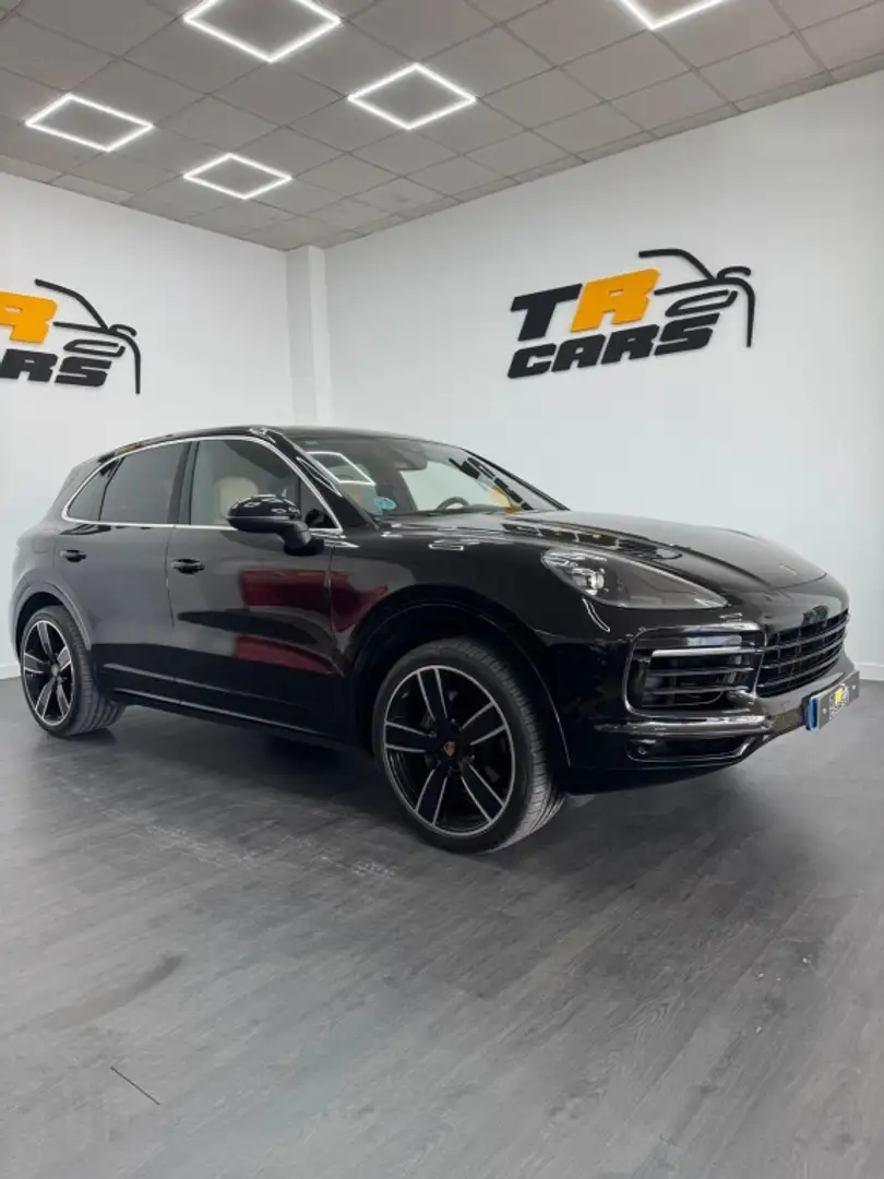 Porsche Cayenne Aut. Negro - 1