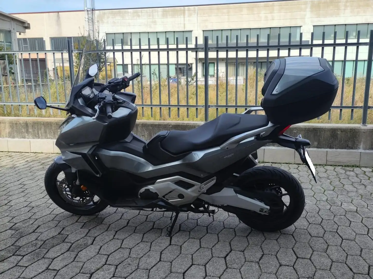 Honda Forza 750 ASB DCT Argento - 1