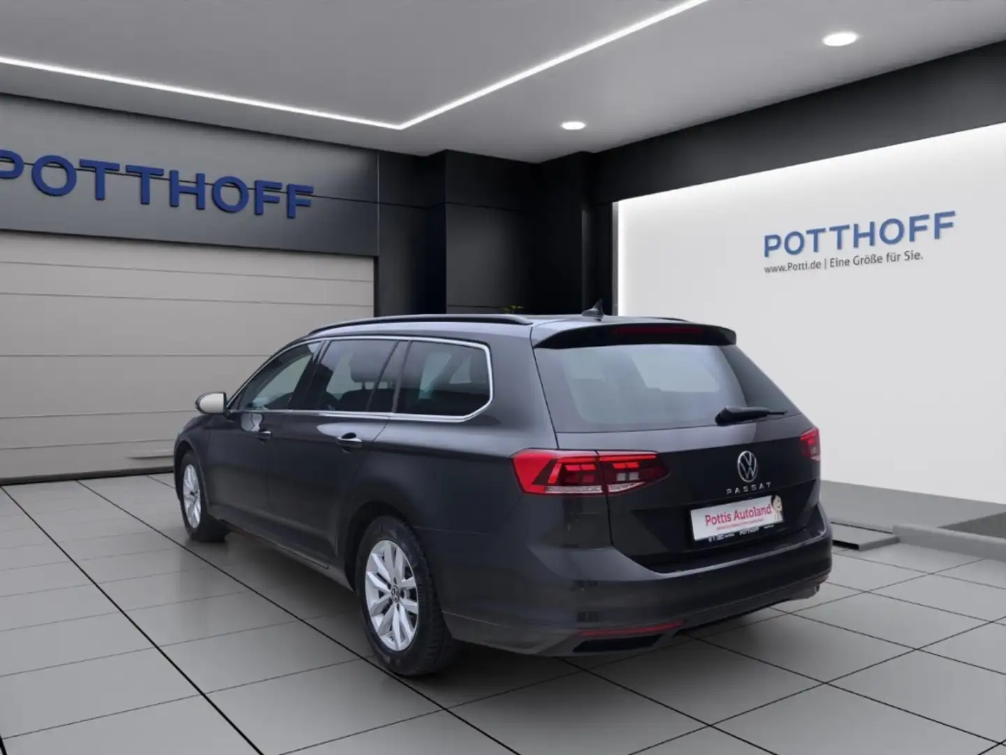 Volkswagen Passat Variant 1.5 TSI DSG BUSINESS AHK NAVI SITZHZG LED Grau - 2