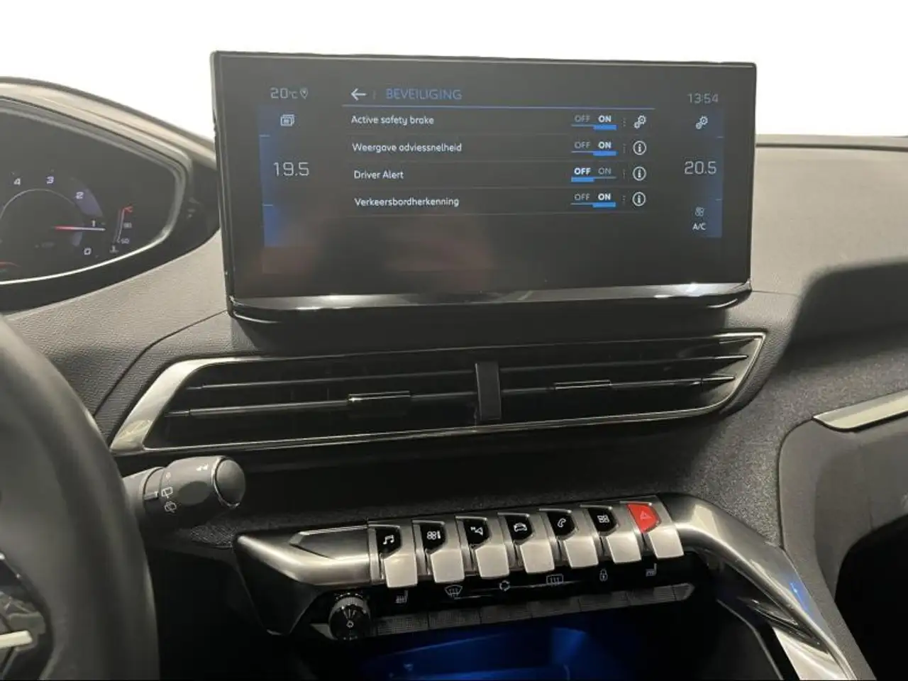 Peugeot 3008 Allure Pack 26