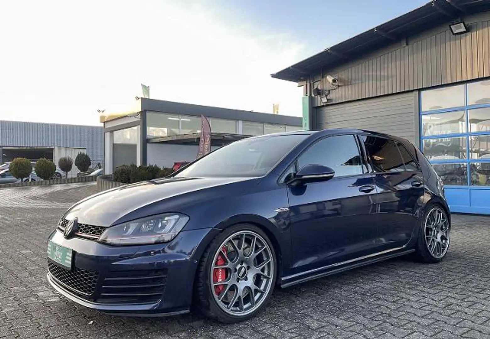 Volkswagen Golf VII GTI DSG BTS 370 PS BBS Brembo KW Azul - 1