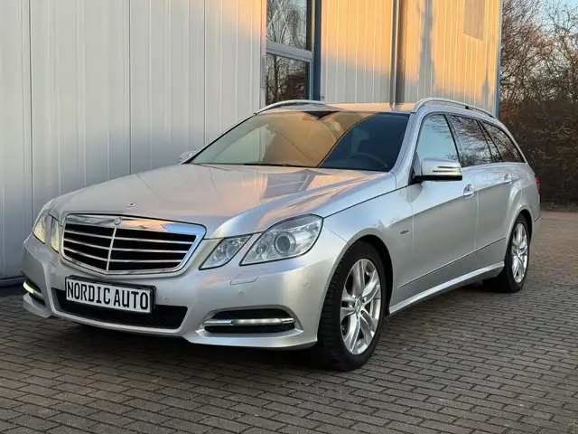 Mercedes-Benz E 350 CDI+STANDH+MEMORY+SCHIEBEDACH+NAVI