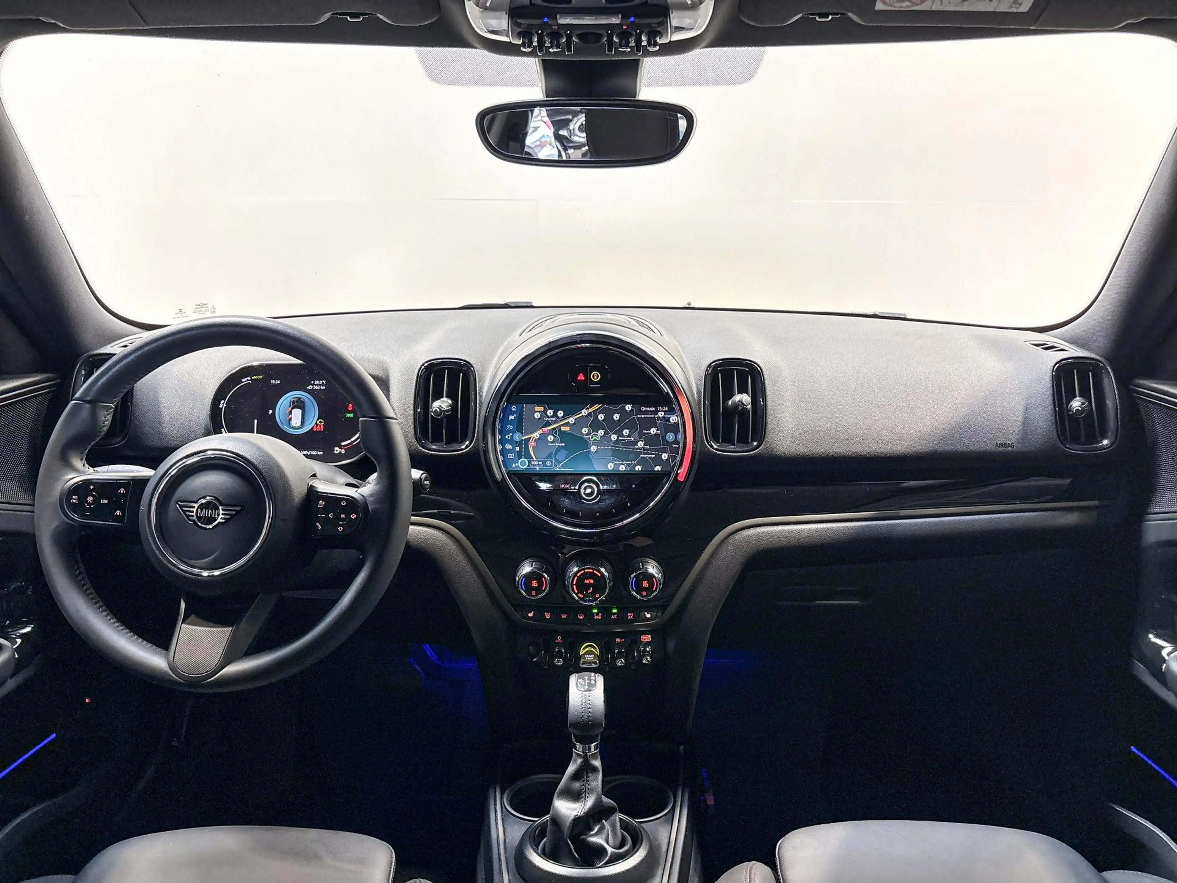 MINI Cooper SE Countryman ALL4 Classic — photo 14