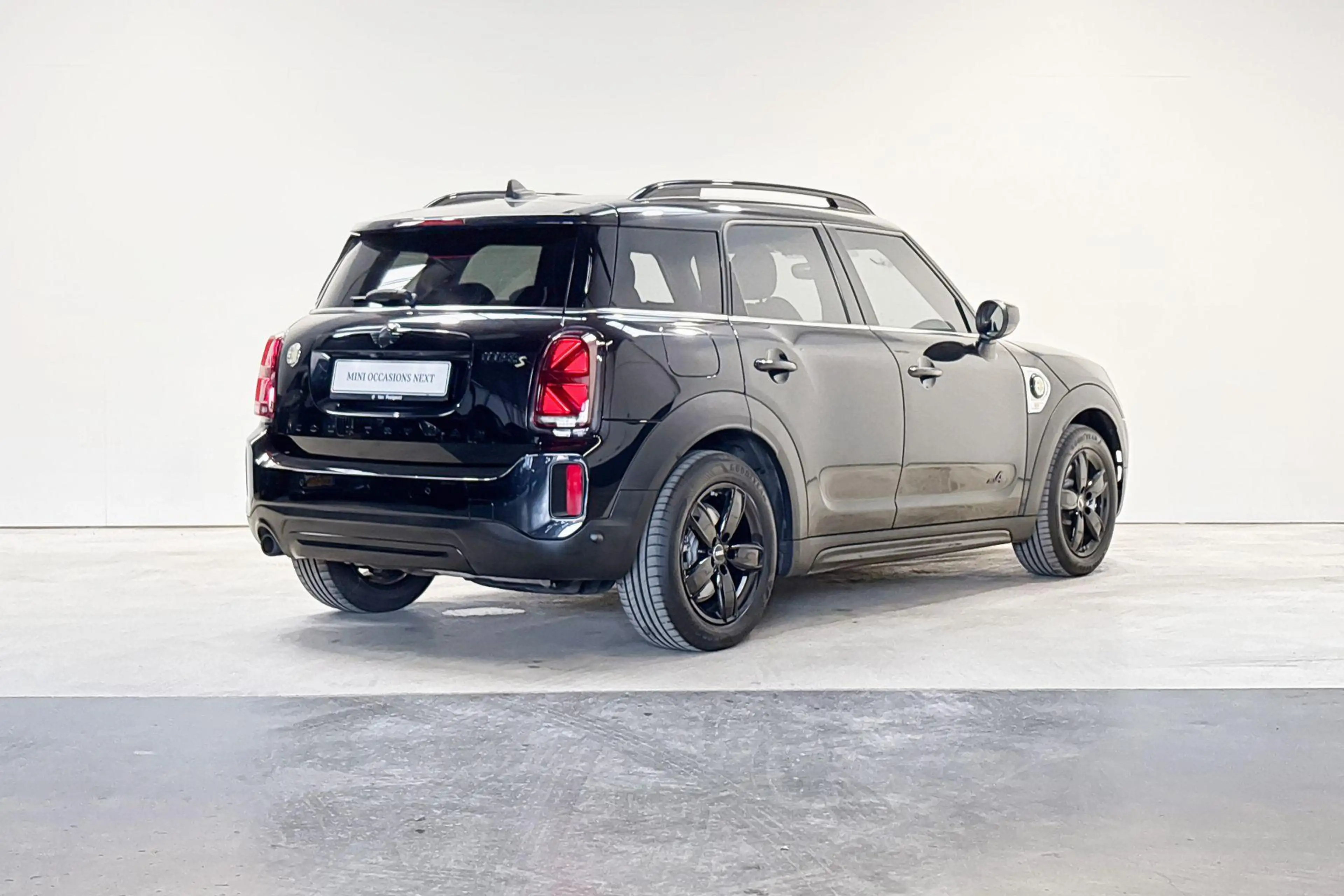 MINI Cooper SE Countryman ALL4 Classic — photo 7