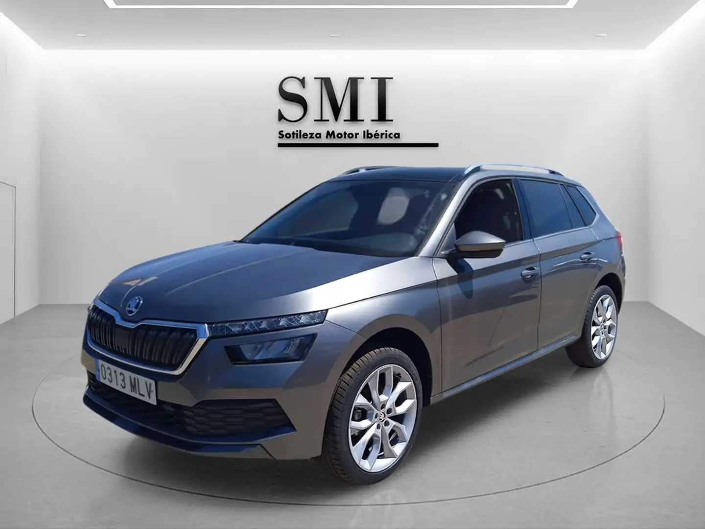 Skoda Kamiq 1.0 TSI Sport 81kW Gris - 1