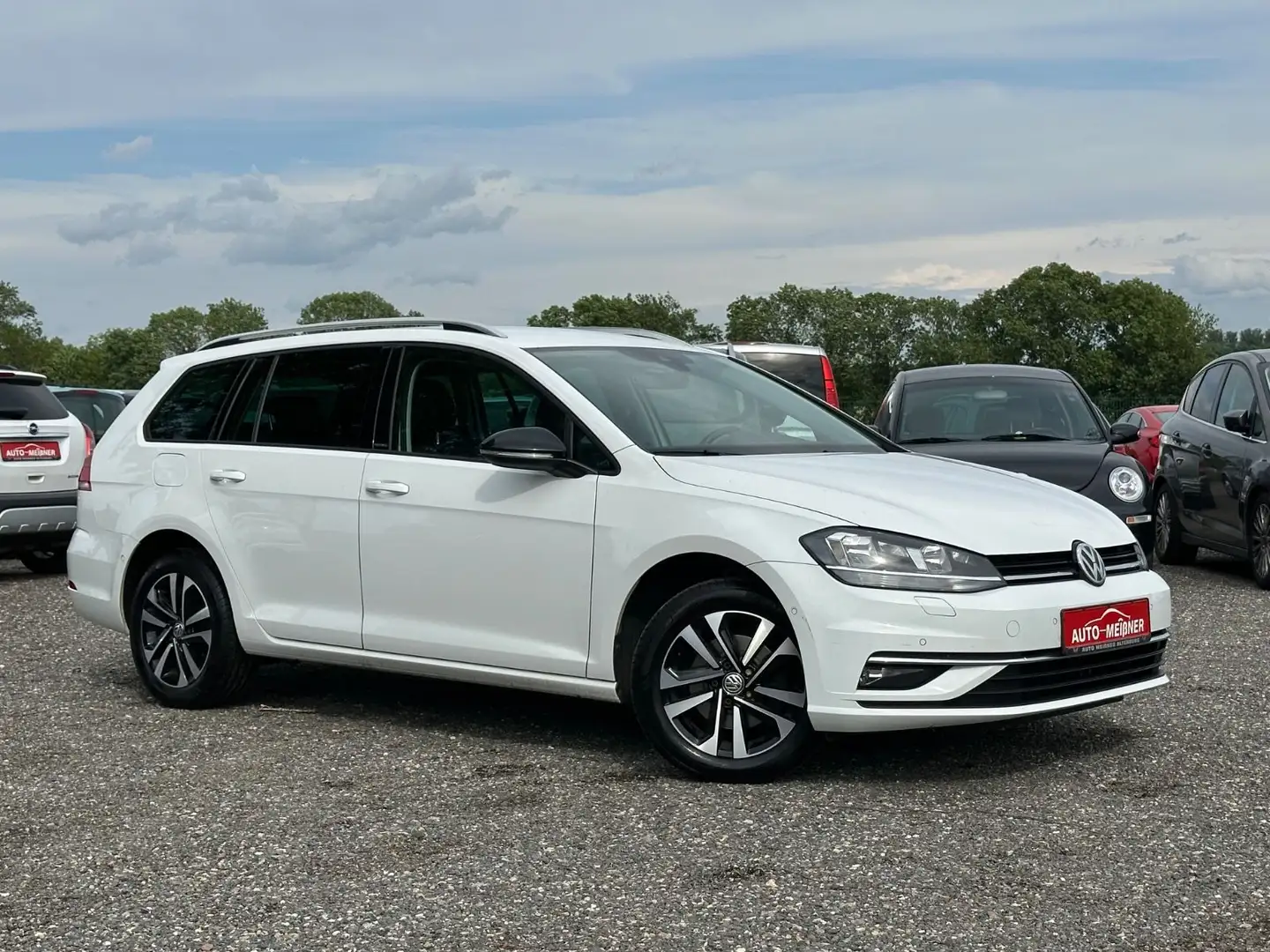 Volkswagen Golf VII Variant IQ.DRIVE * ACC * Sitzh.* Navi * Blanc - 2