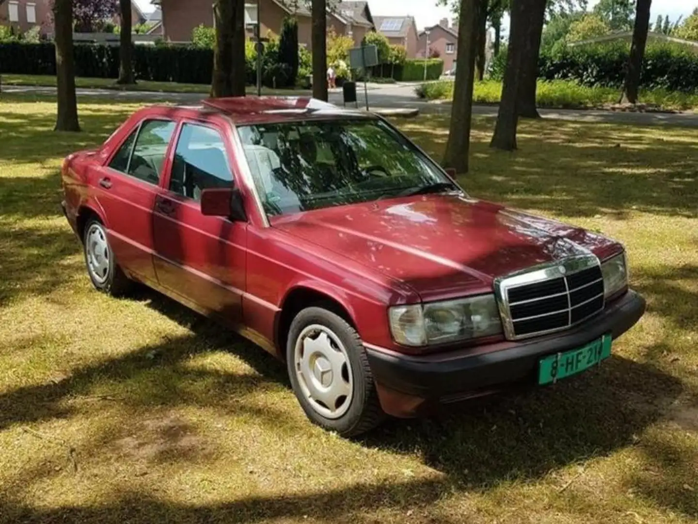 Mercedes-Benz 190 2.0 Rood - 2