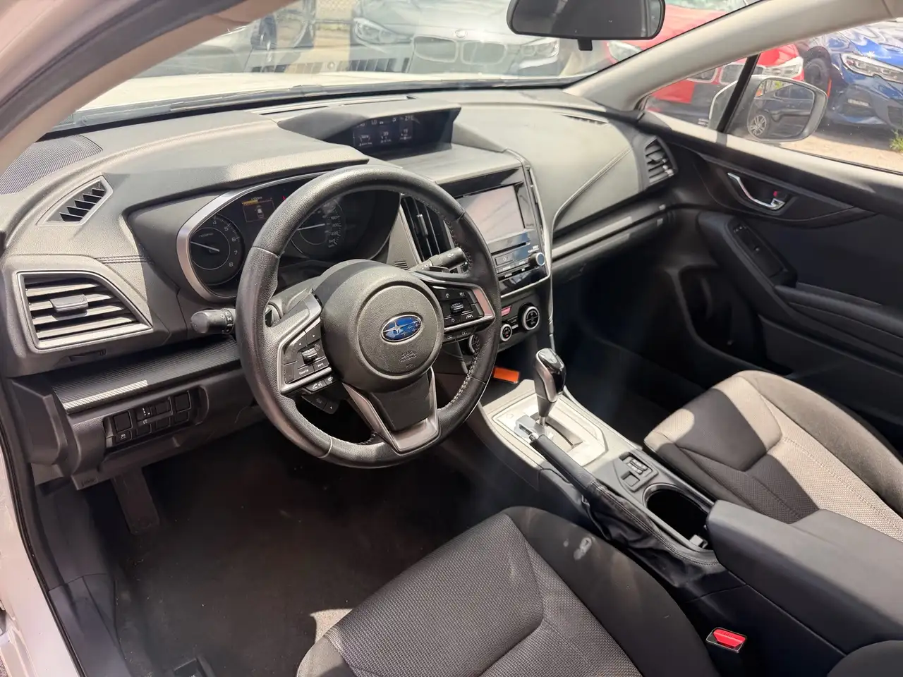 Subaru Impreza снимка Subaru Impreza