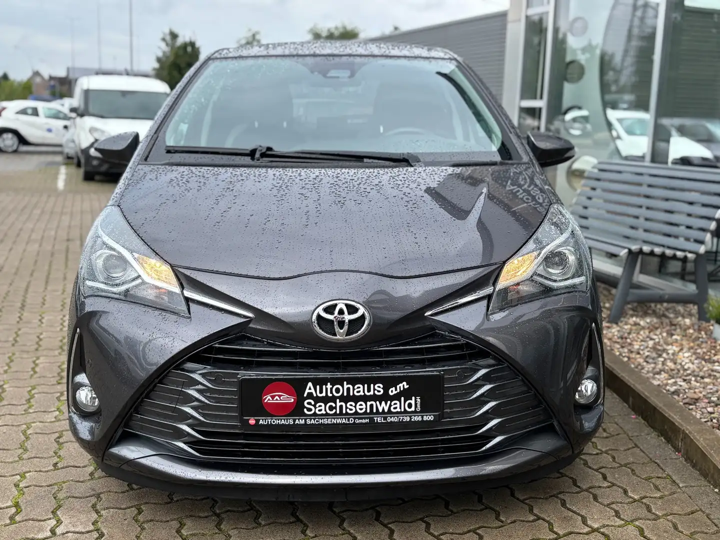 Toyota Yaris 1.5 Team D Gris - 2