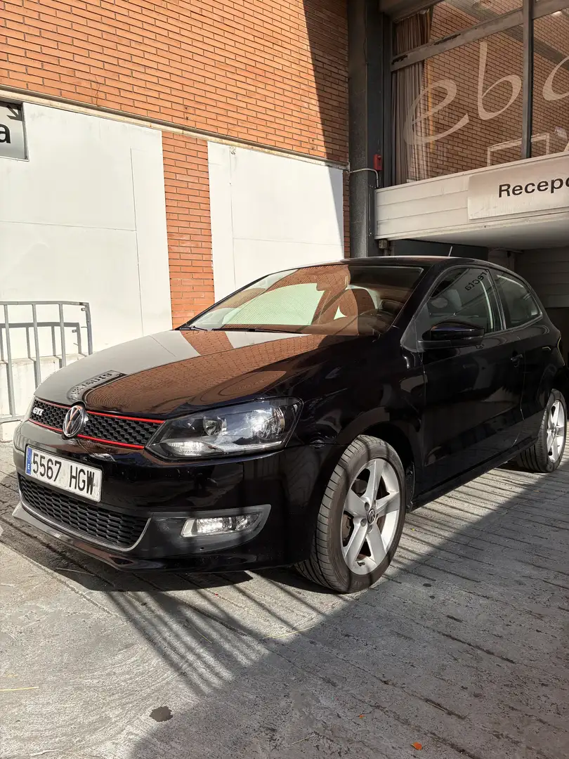 Volkswagen Polo 1.2 TSI Sport - 2