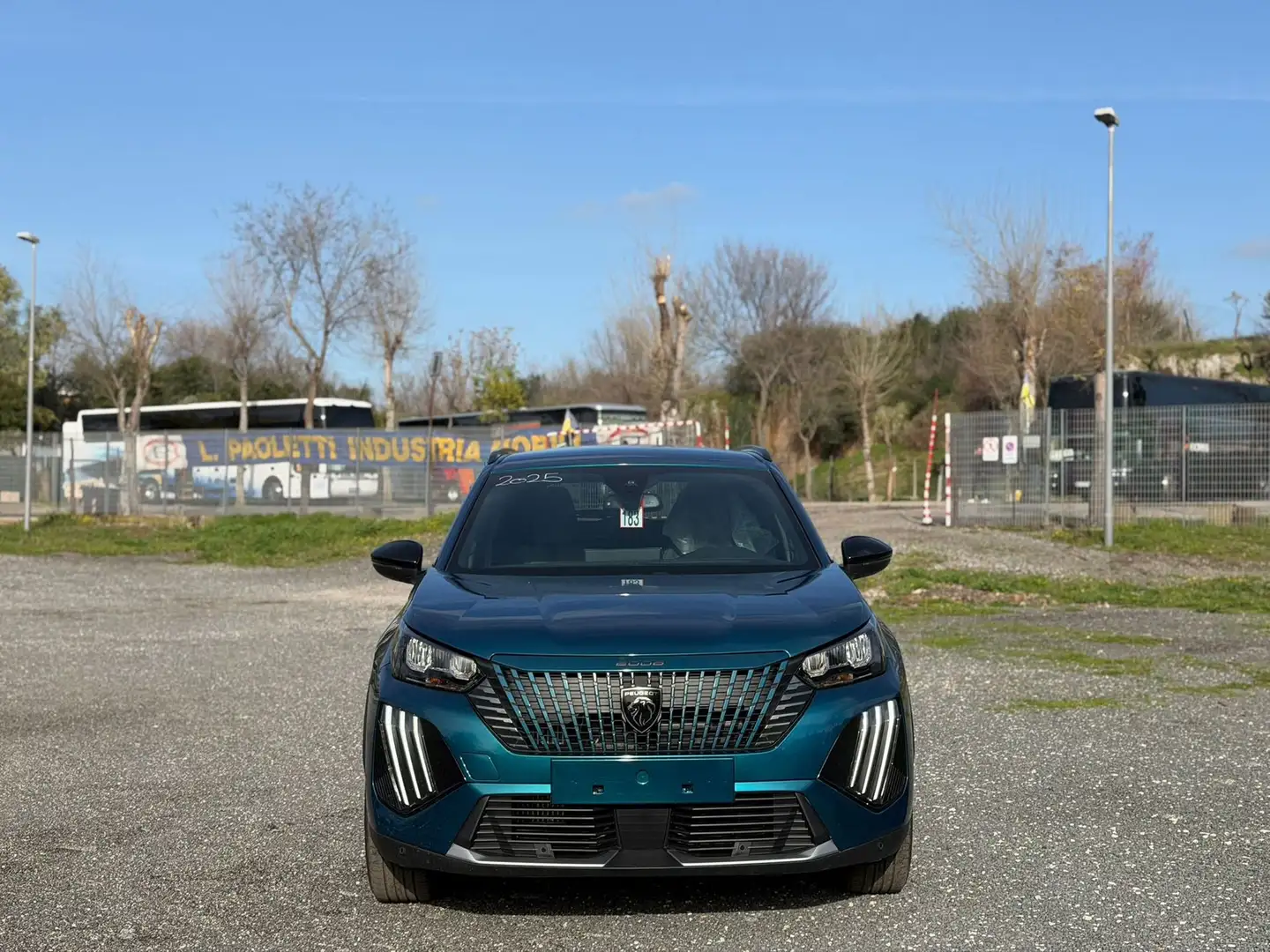 Peugeot 2008 PureTech 100cv S&S Allure Vert - 2