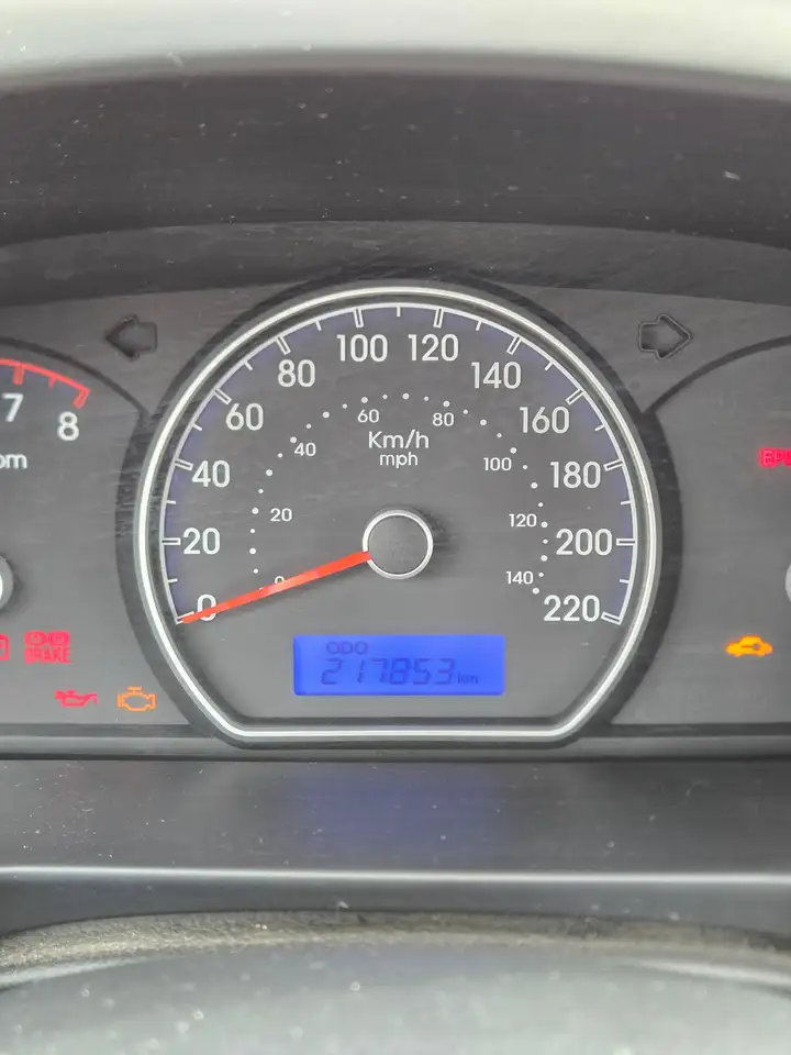 Hyundai ELANTRA снимка Hyundai ELANTRA