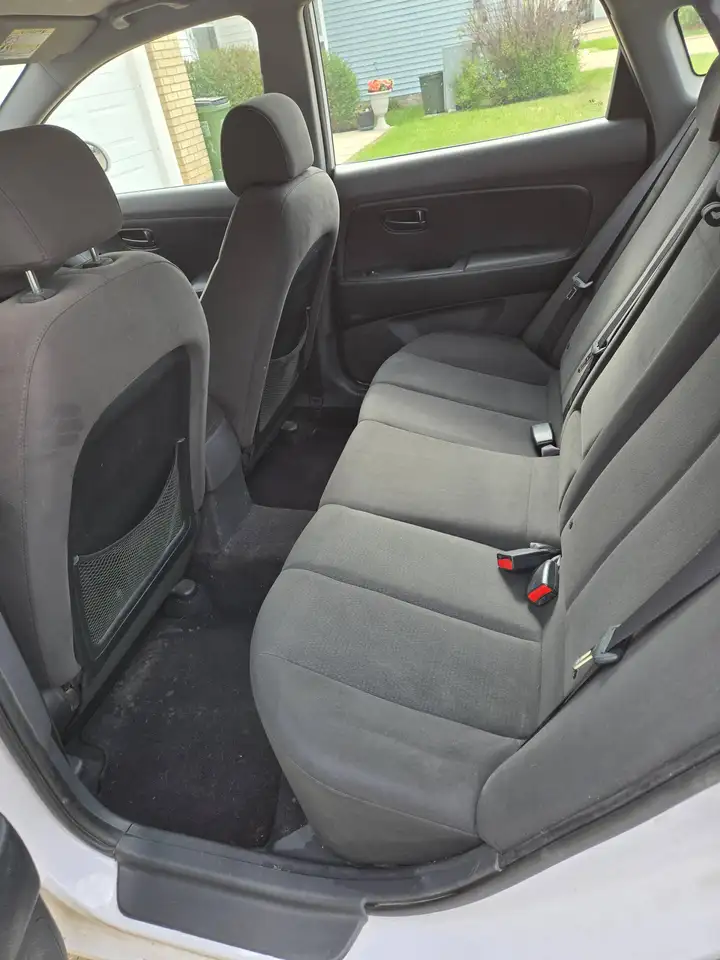 Hyundai ELANTRA снимка Hyundai ELANTRA