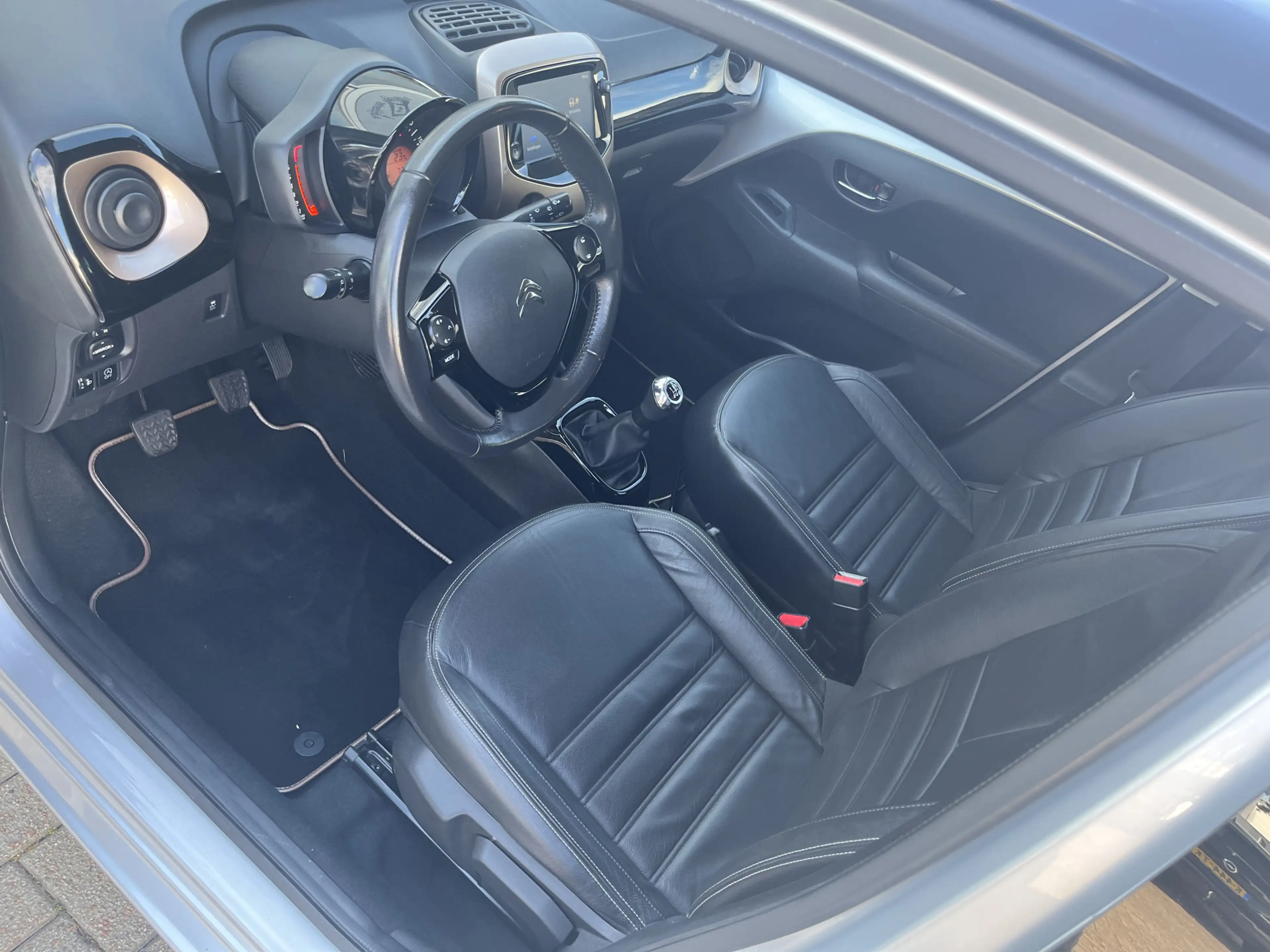 Citroen C1 1.0 VTi Origins Carplay / Leder / Clima / Cruise / — photo 2