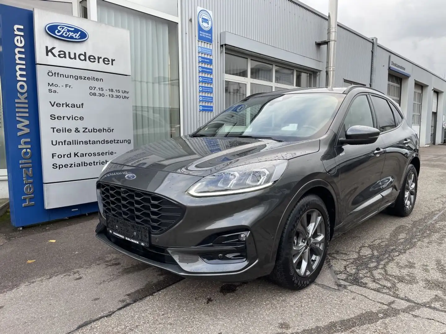 Ford Kuga 2.5 Duratec PHEV ST-LINE X Grau - 1