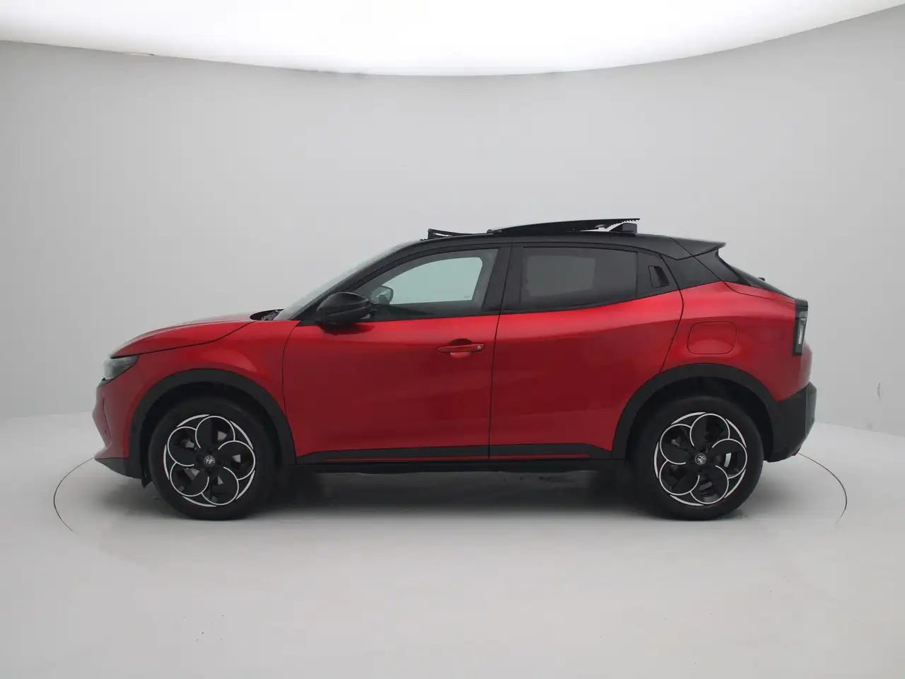 Alfa Romeo Junior 2025