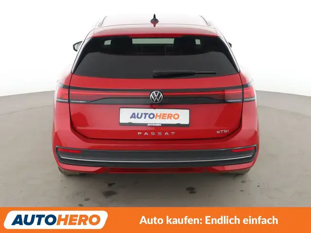 Volkswagen Passat view 5