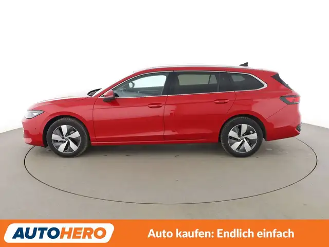 Volkswagen Passat view 3