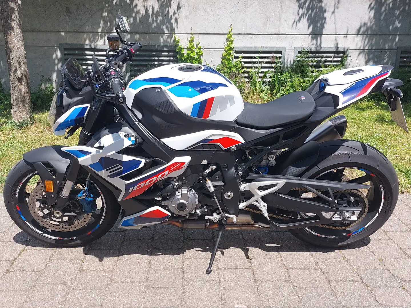 BMW M 1000 R Soziuspaket / Werksgarantie bis 05/2026 Albastru - 2