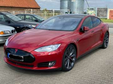Model S Dual Motor Allradantrieb Performance, free SUC, Schiebedach, Luftfederung Plus
