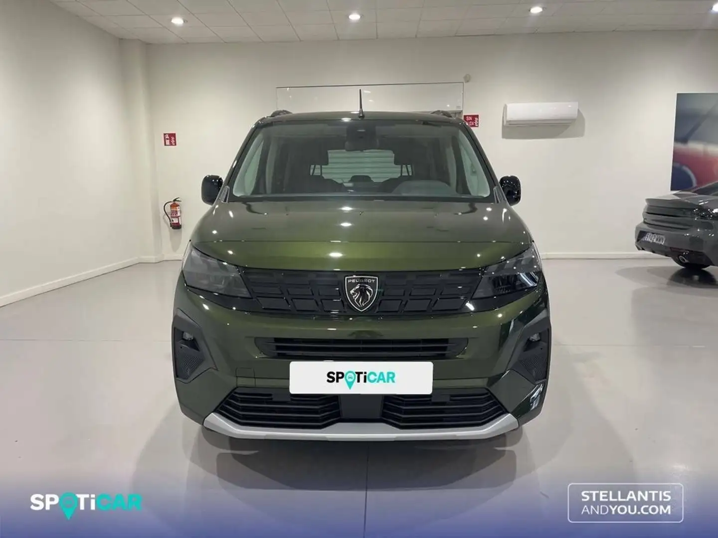 Peugeot Rifter 1.5BlueHDi S&S Standard GT 130 EAT8 Grün - 2