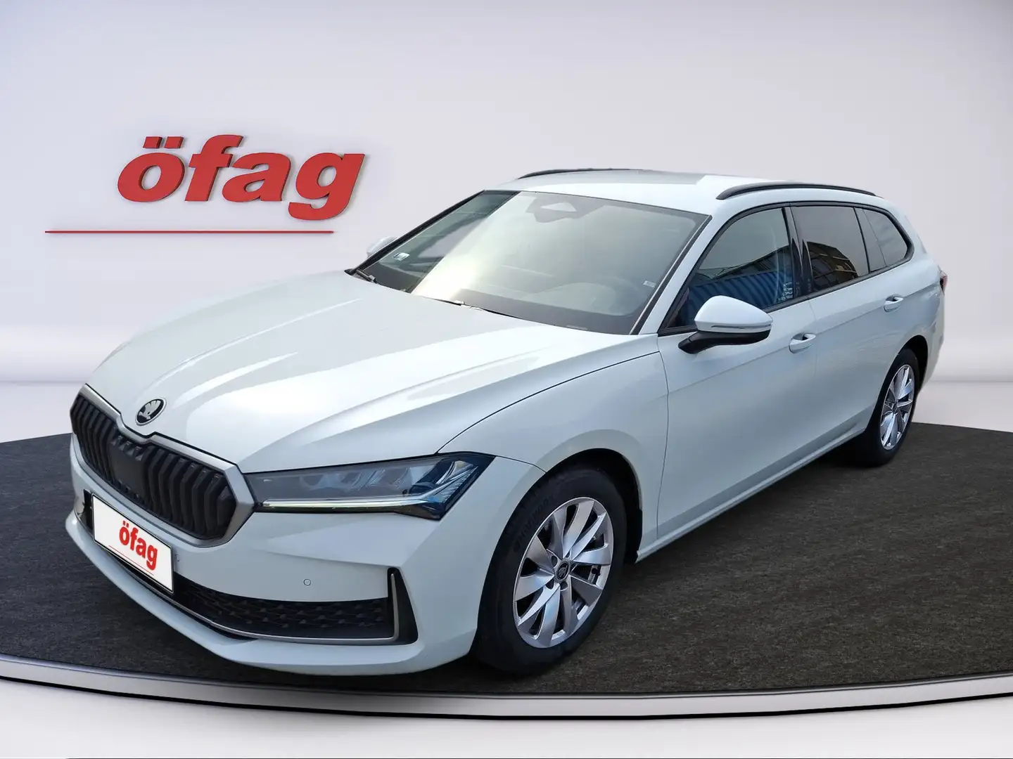Skoda Superb Kombi 2.0 TDI Selection DSG Weiß - 2