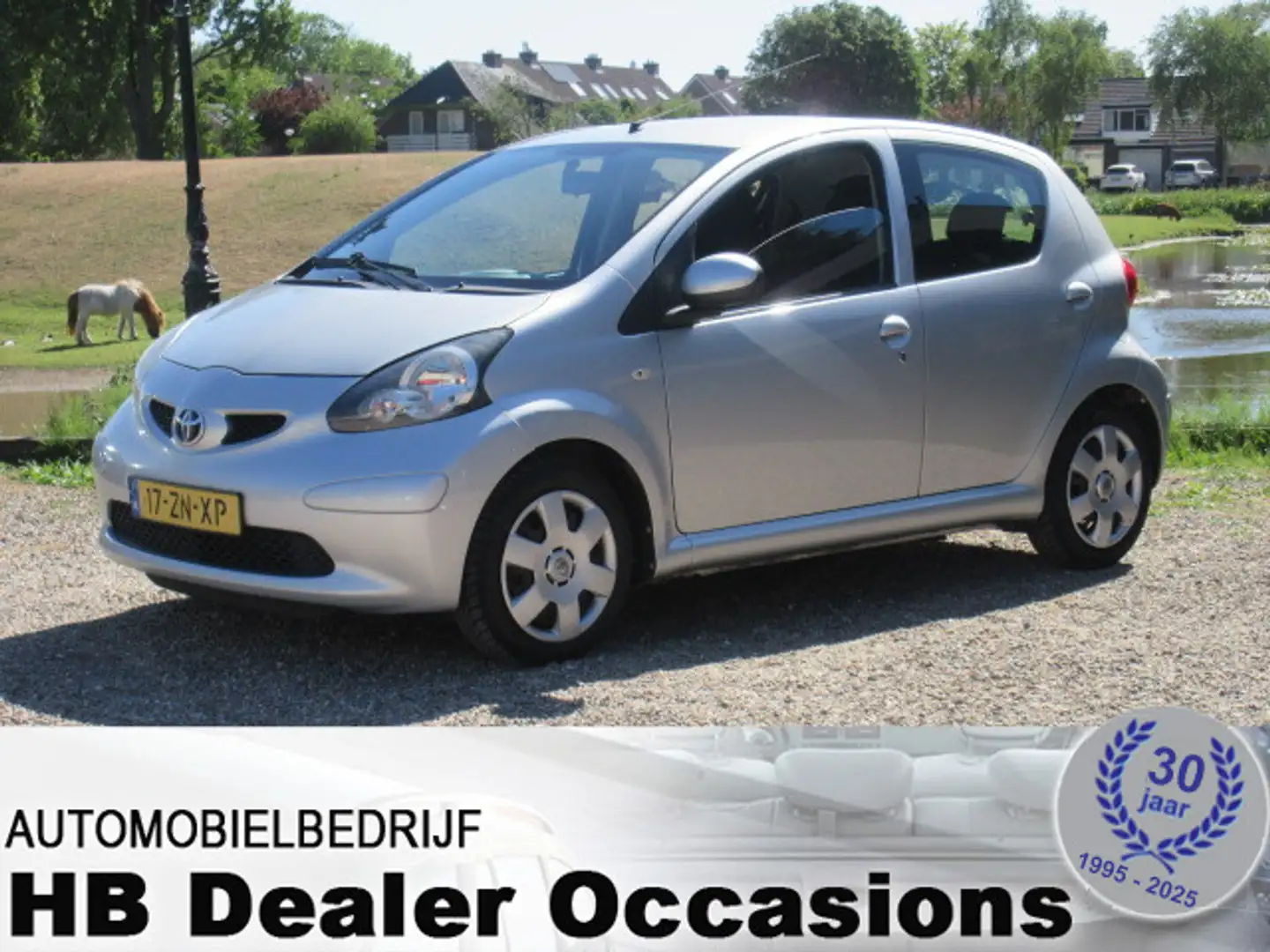 Toyota Aygo 1.0-12V + Airco Gris - 1
