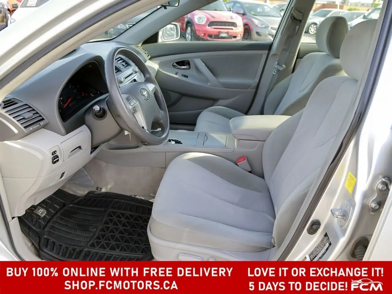 Toyota Camry снимка Toyota Camry