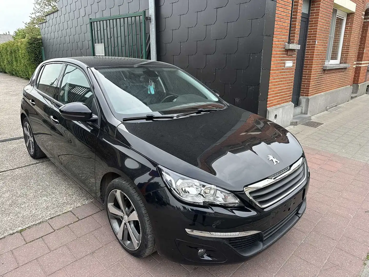 Peugeot 308 1.2I MET 117DKM HANDELAARS & EXPORT Noir - 2