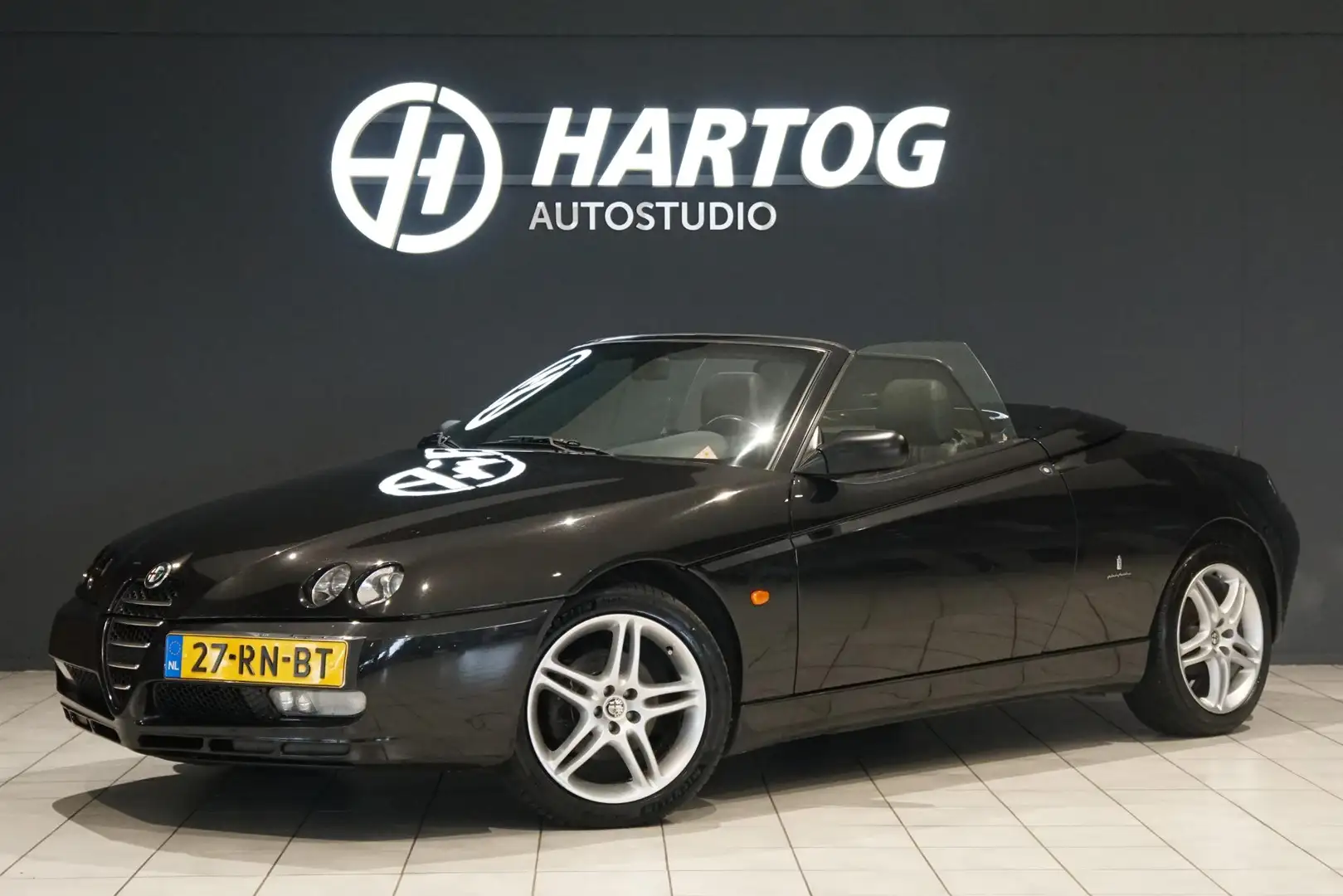 Alfa Romeo Spider 2.0 JTS + LEDER / BLUETOOTH AUDIO Zwart - 1