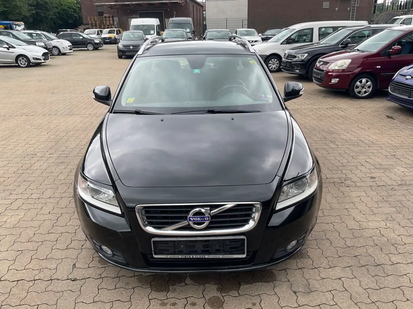 Volvo V50 Kombi D2 Business Pro Edition Schwarz - 2