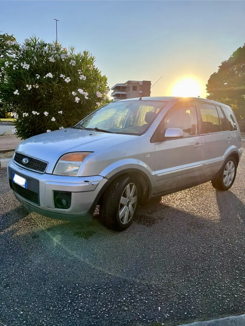 Ford Fusion 1.6 tdci Grey - 2