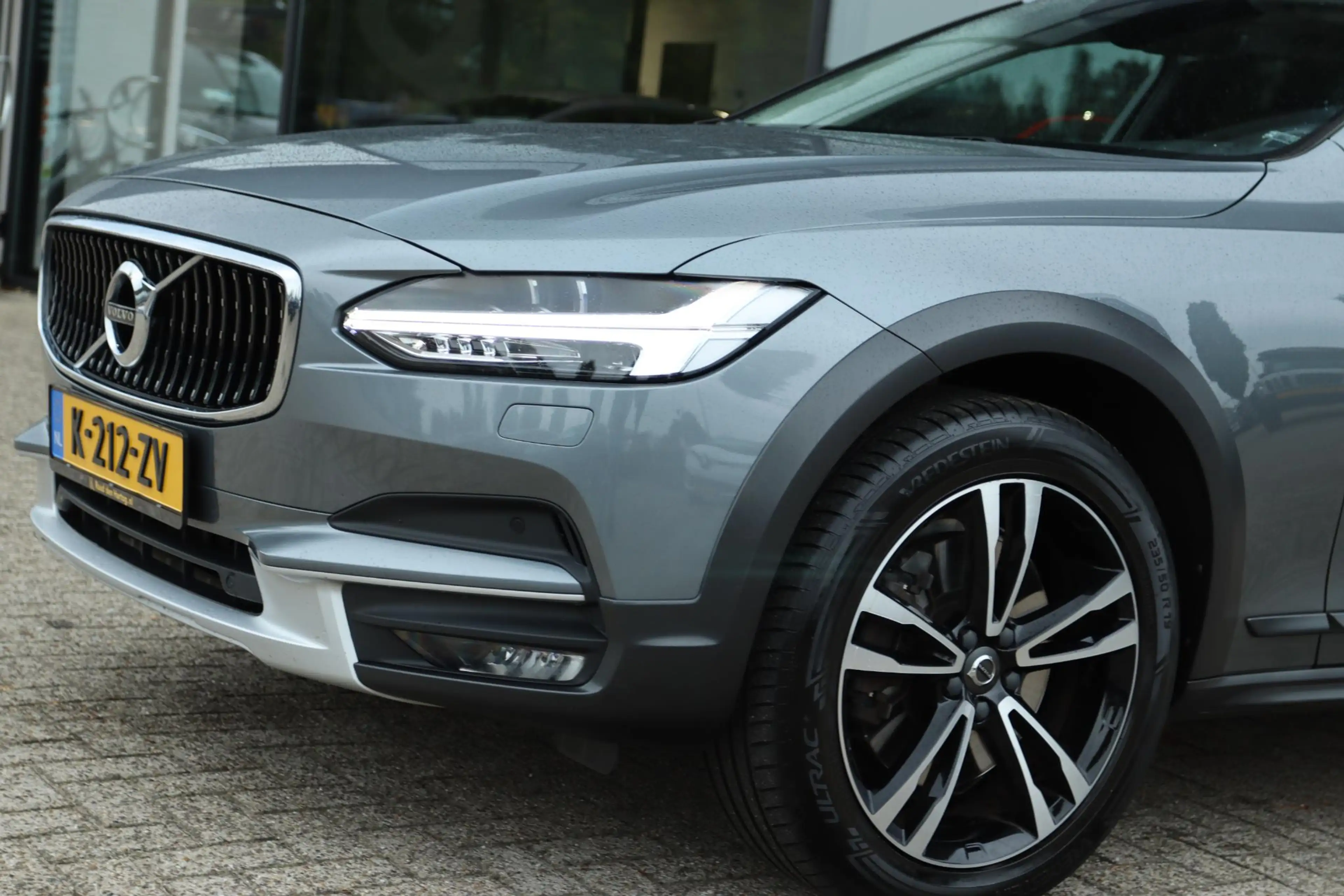 Volvo V90 Cross Country 2.0 T5 PRO | PANO | CARPLAY | HUD | ACC | LEDER | — photo 10