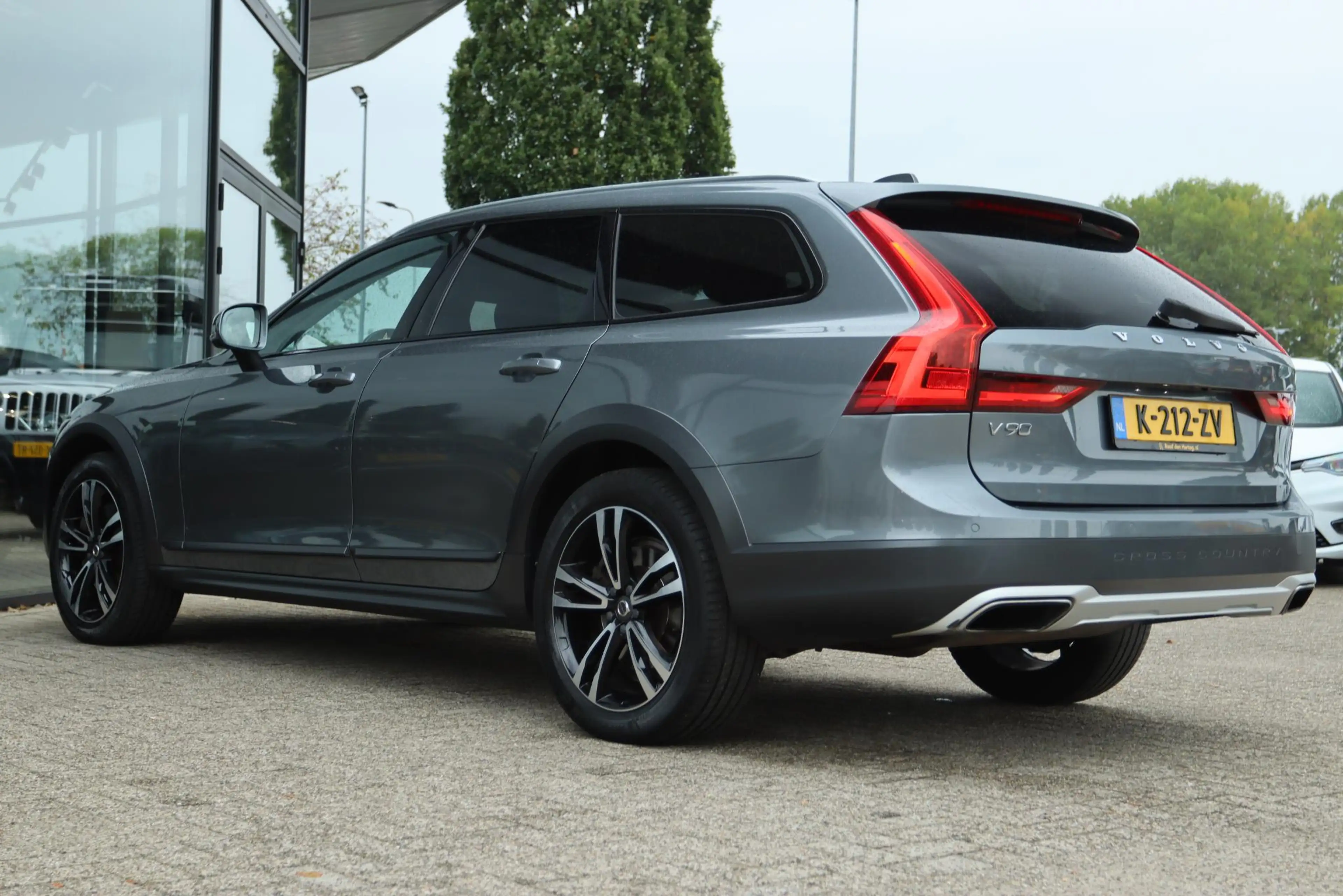 Volvo V90 Cross Country 2.0 T5 PRO | PANO | CARPLAY | HUD | ACC | LEDER | — photo 14