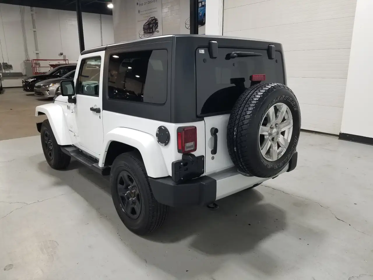 Jeep Wrangler снимка Jeep Wrangler