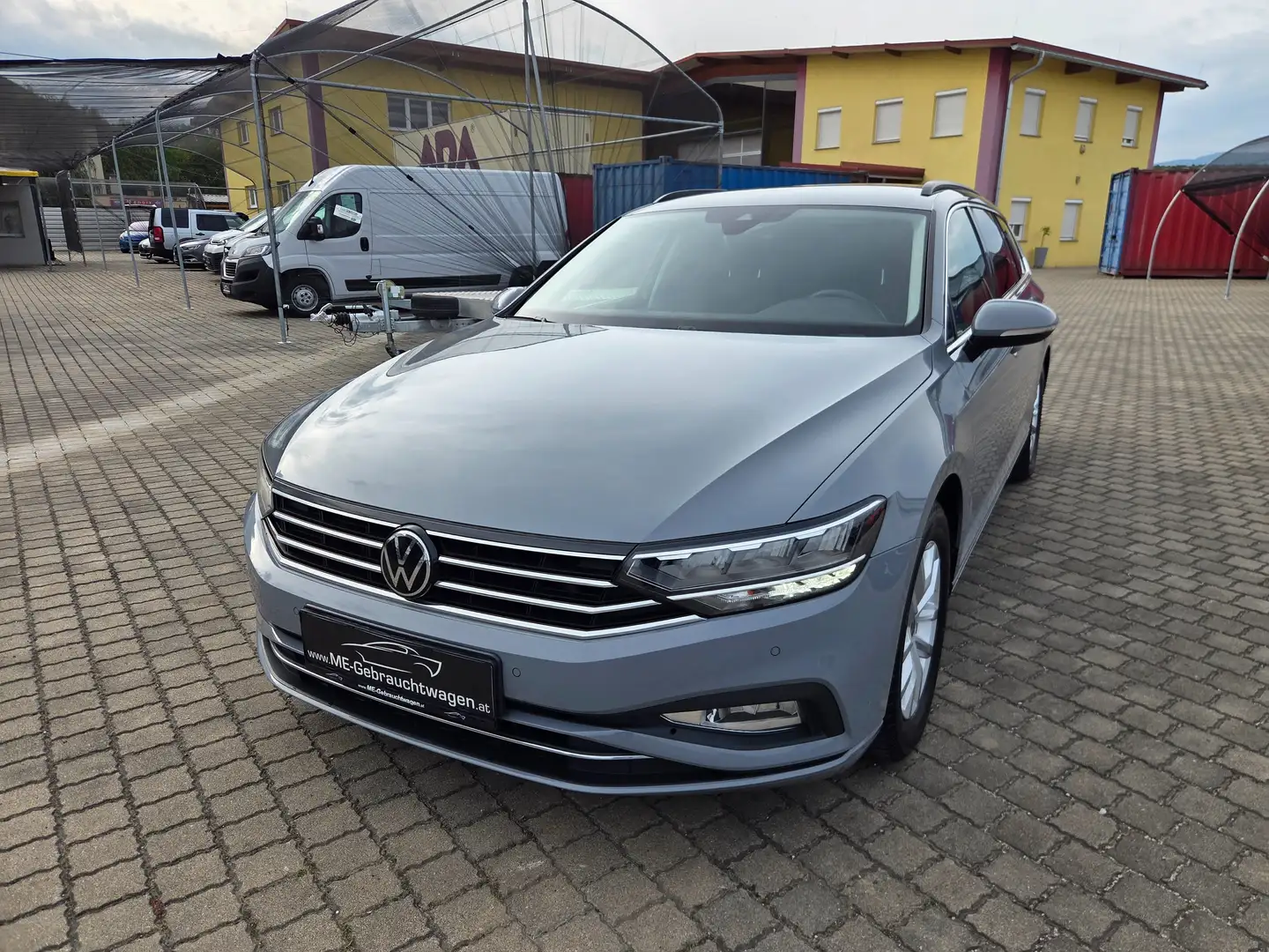 Volkswagen Passat Variant Business 2,0 TDI DSG*LED/NAVI /KAMERA/ACC/AHK* Gris - 2