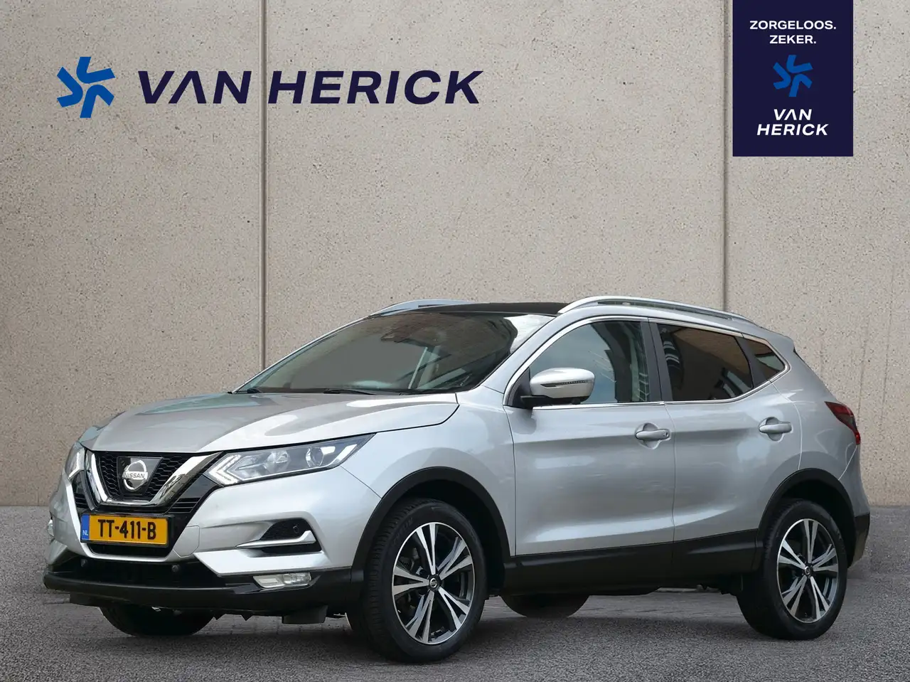 Nissan Qashqai 1.2 N-Connecta 116PK | Panoramadak | 360 Camera | — photo 1 of 21