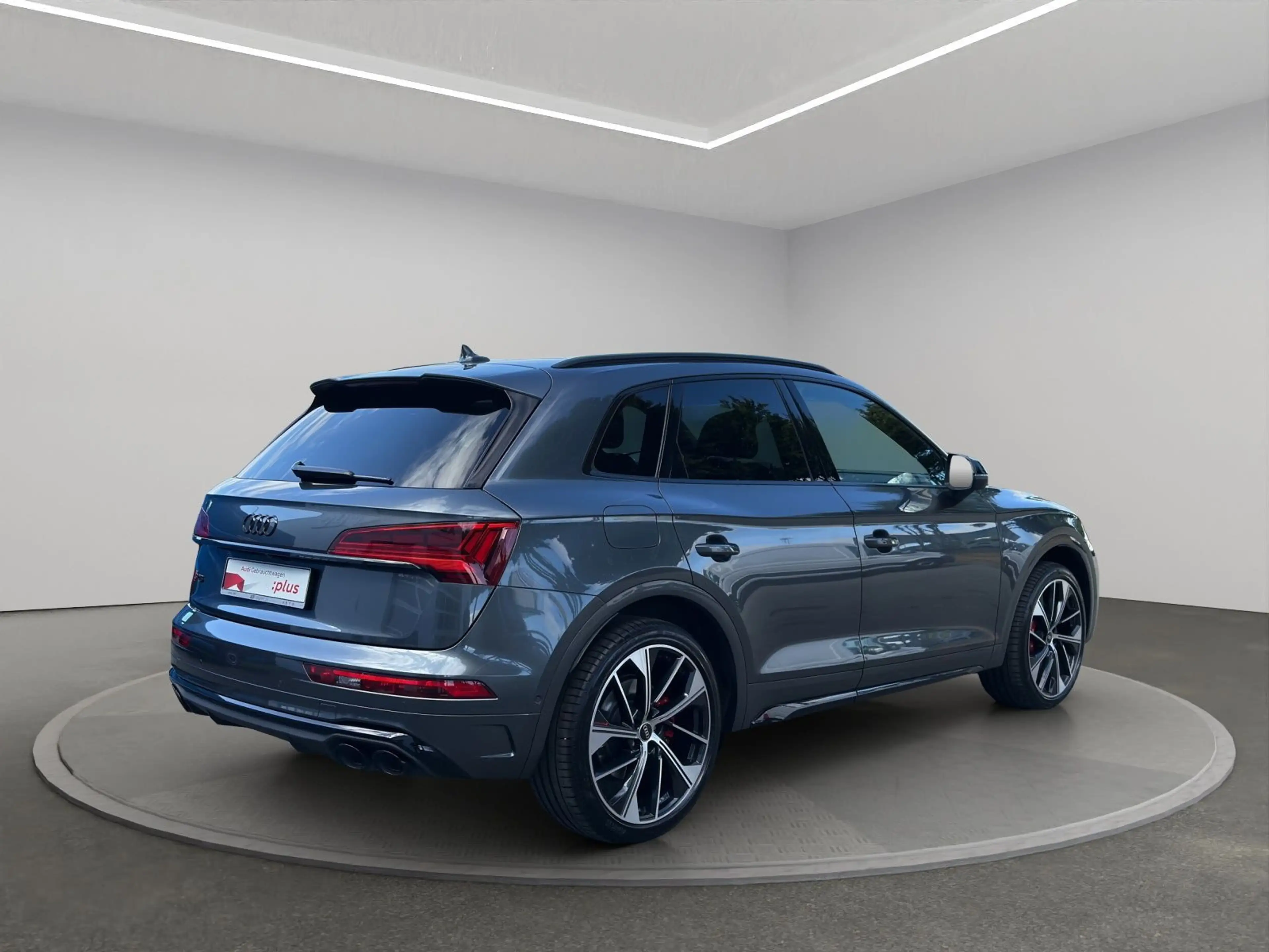 Audi SQ5 3.0 TDI qu. Tip. AHK+MATRIX-LED+PANO+B&O+360 — photo 4