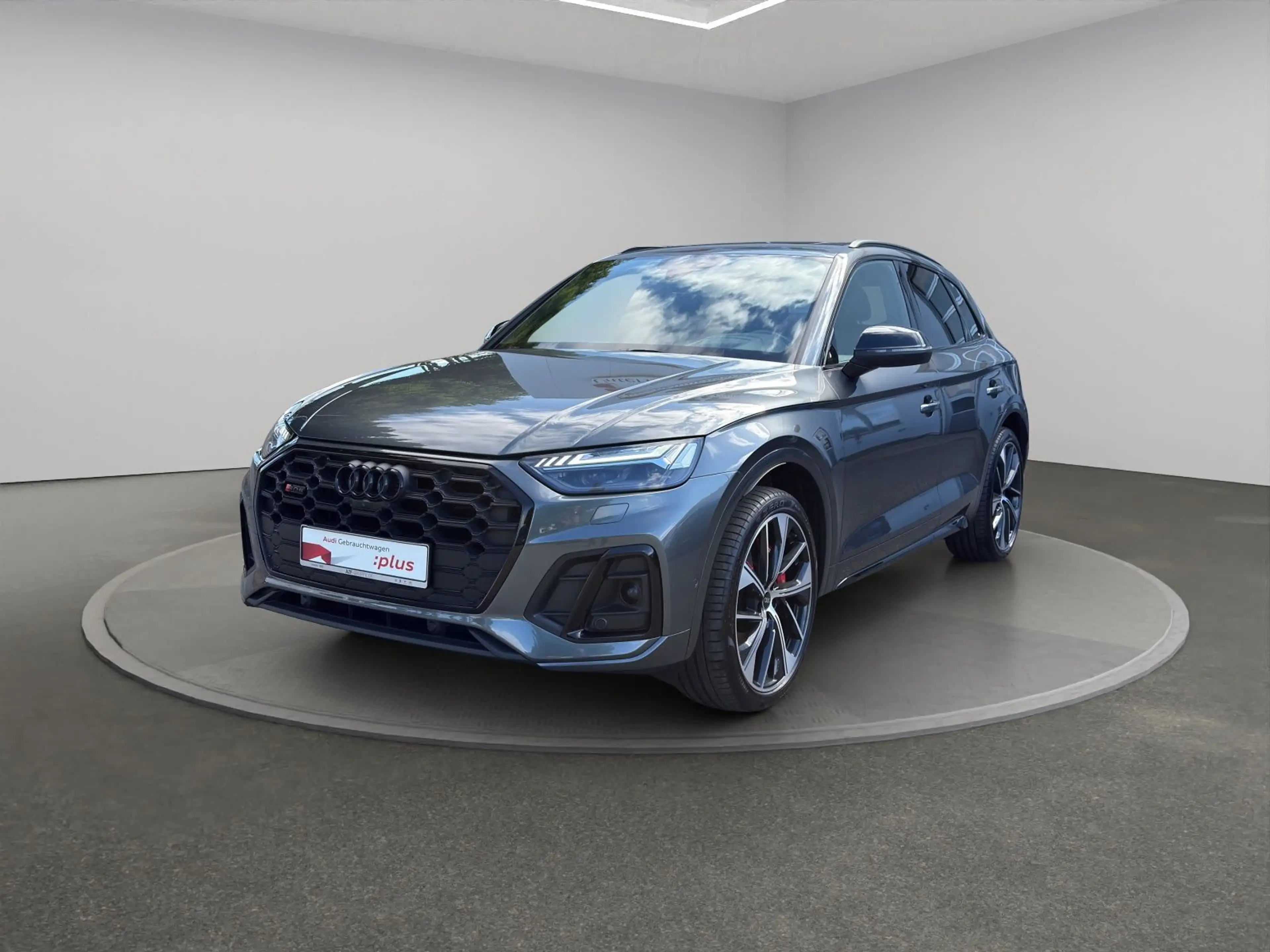 Audi SQ5 3.0 TDI qu. Tip. AHK+MATRIX-LED+PANO+B&O+360 — photo 2